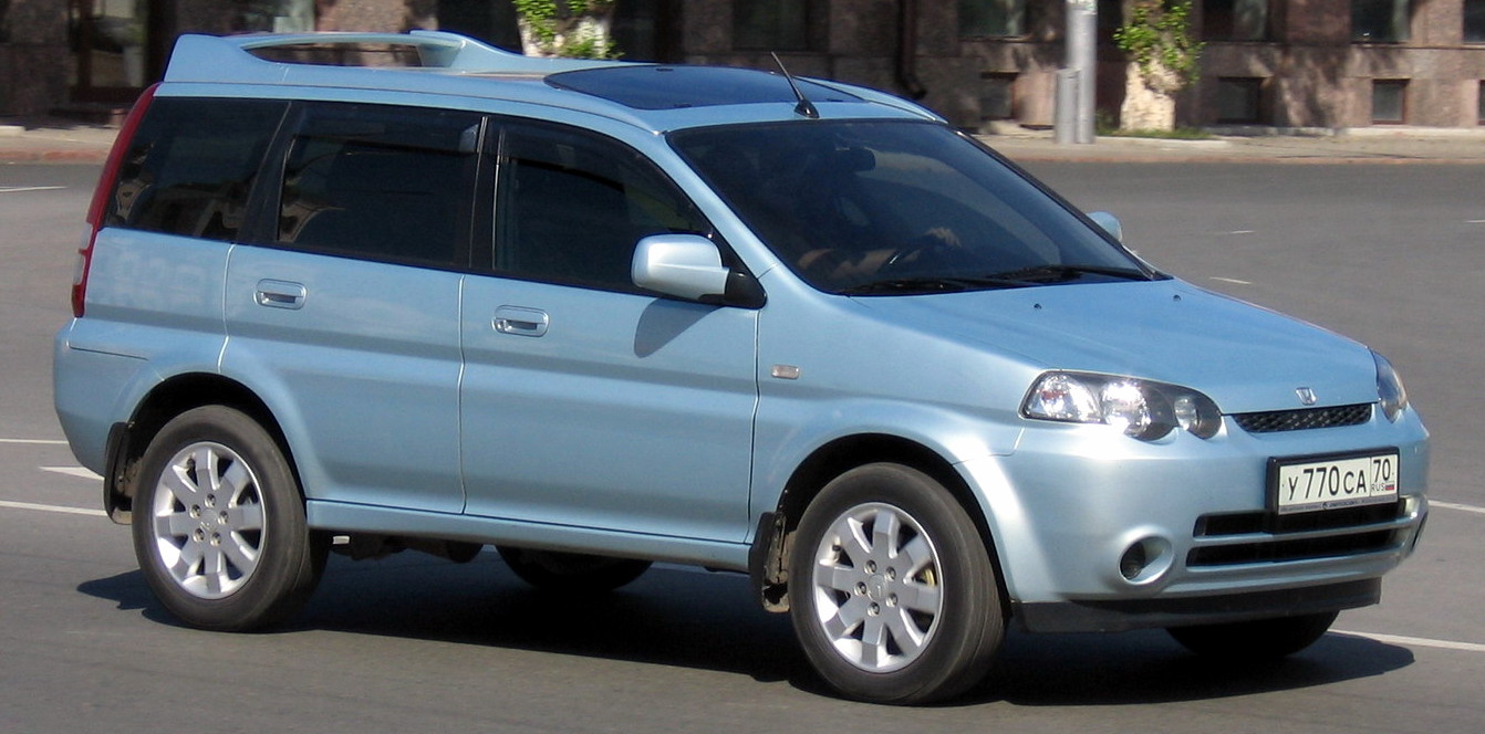 2002_Honda_HR-V_01.jpg