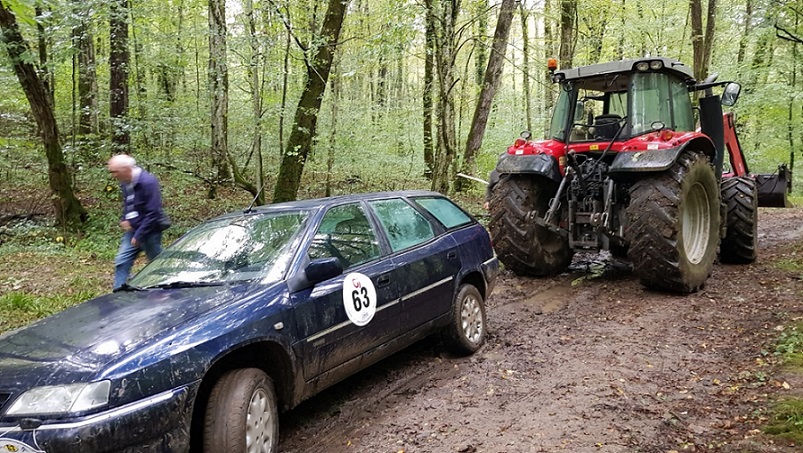 Modder en tractor (klein).jpg